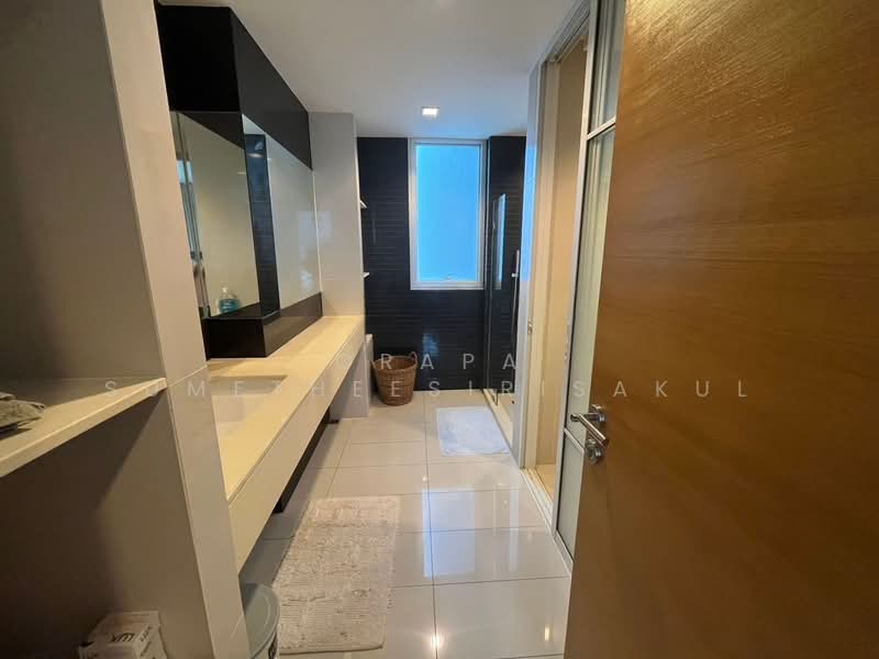 Rhythm Ratchada-Huaikwang, Bangkok, 218 Ratchadaphisek Road, Huai Khwang, Huai Khwang, Bangkok, 1 Bedroom, 46 sqm, Condo For Sale, by Orapa Sumetheesirisakul, 500244290 - DDproperty.com