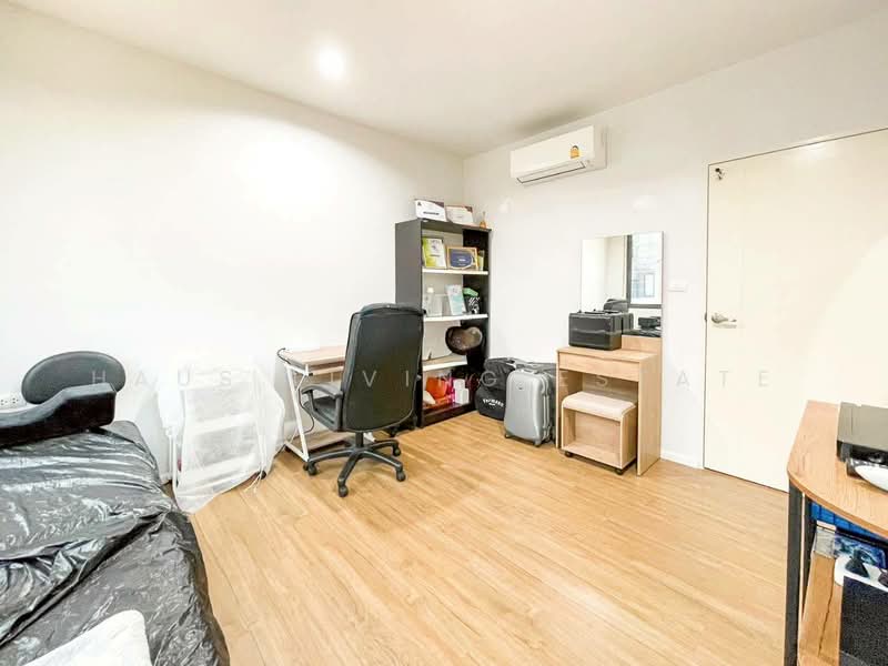 Baan Klang Muang THE ERA Pinklao-Charan : บ้านกลางเมือง ดิ เอร่า ปิ่นเกล้า-จรัญฯ, นนทบุรี, ถนนเลียบทางรถไฟสายใต้, บางกรวย, บางกรวย, นนทบุรี, 205 ตร.ม., ทาวน์เฮ้าส์ ขาย, โดย Haus Living Estate, 500244295 - DDproperty.com