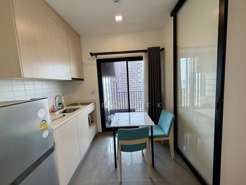 Metris Rama 9-Ramkhamheang, Bangkok, New Rama 9 Road, Hua Mak, Bang Kapi, Bangkok, 1 Bedroom, 33 sqm, Condo For Rent, by Agentbkk, 500244298 - DDproperty.com