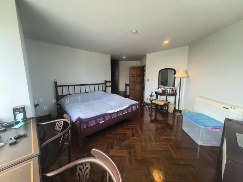 Golden Sand Beachside Condominium, Chon Buri (Pattaya), 23/5 Soi Na Jomtien, Na Chom Thian, Sattahip, Chon Buri (Pattaya), 3 Bedrooms, 252 sqm, Condo For Sale, by คอนโดหรูติดทะเล พัทยา พร้อมทางลงหาดส่วนตัว โกลเด้นแซนด์ บีชไซด์ คอนโดมิเนียม ชั้น 1 วิวทะเล 252 ตร.ม, 500244308 - DDproperty.com