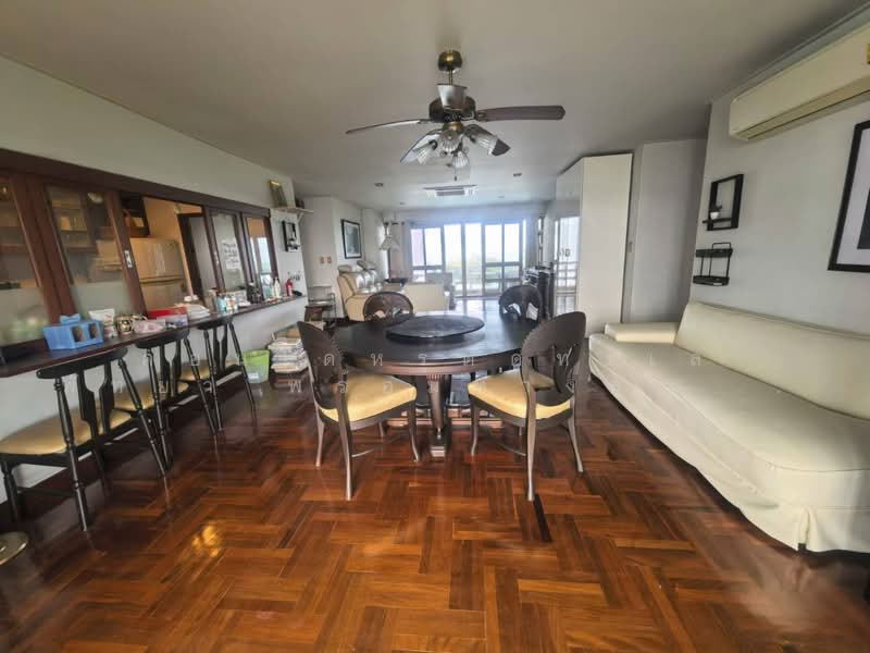 Golden Sand Beachside Condominium, Chon Buri (Pattaya), 23/5 Soi Na Jomtien, Na Chom Thian, Sattahip, Chon Buri (Pattaya), 3 Bedrooms, 252 sqm, Condo For Sale, by คอนโดหรูติดทะเล พัทยา พร้อมทางลงหาดส่วนตัว โกลเด้นแซนด์ บีชไซด์ คอนโดมิเนียม ชั้น 1 วิวทะเล 252 ตร.ม, 500244308 - DDproperty.com