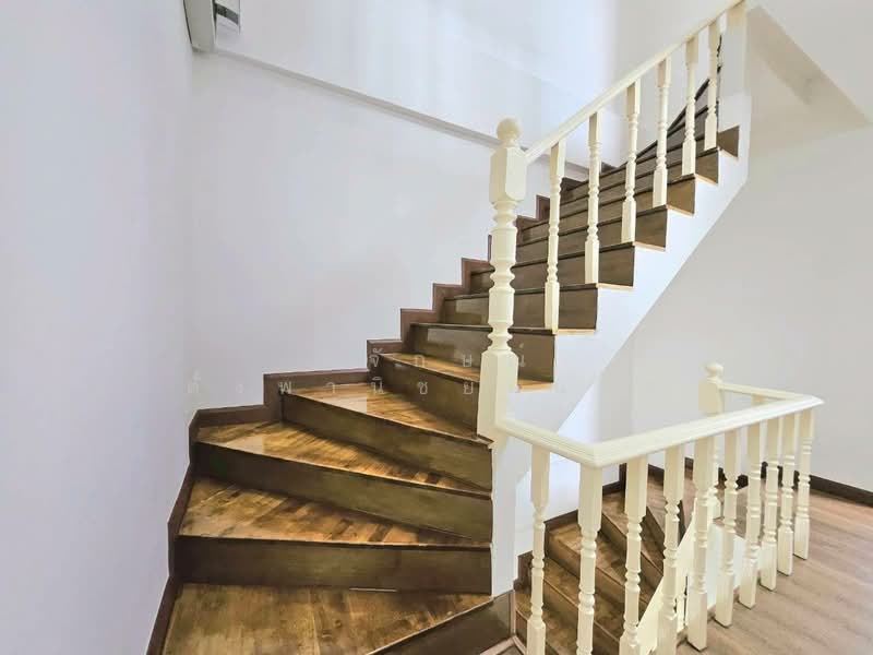 Lally Ville Pracha Uthit 72 : ลัลลี่วิลล์ ประชาอุทิศ 72, Bangkok, ประชาอุทิศ, Thung Khru, Thung Khru, Bangkok, 4 Bedrooms, 150 sqm, Townhouse For Sale, by พิจักษณ์ ตั้งพานิชยานนท์, 500244333 - DDproperty.com