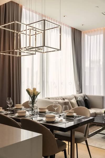 28 Chidlom, Bangkok, 28 Chit Lom Alley, Lumphini, Pathum Wan, Bangkok, 2 Bedrooms, 74 sqm, Condo For Rent, by Chayakorn Tirarakthammakit, 500244337 - DDproperty.com