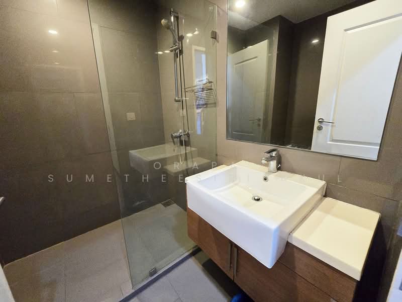 Noble Revo Silom, Bangkok, 88 Soi Surasak Surasak Road, Silom, Bang Rak, Bangkok, Studio, 34 sqm, Condo For Sale, by Orapa Sumetheesirisakul, 500244357 - DDproperty.com