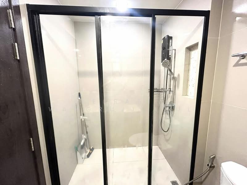 XT Huaikhwang, Bangkok, 244 Ratchadaphisek Road, Huai Khwang, Huai Khwang, Bangkok, 1 Bedroom, 28 sqm, Condo For Rent, by Keerati Wangrujirakul, 500244380 - DDproperty.com