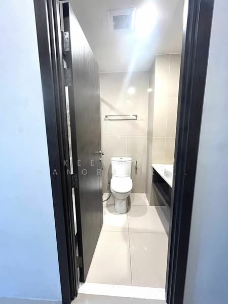 XT Huaikhwang, Bangkok, 244 Ratchadaphisek Road, Huai Khwang, Huai Khwang, Bangkok, 1 Bedroom, 28 sqm, Condo For Rent, by Keerati Wangrujirakul, 500244380 - DDproperty.com