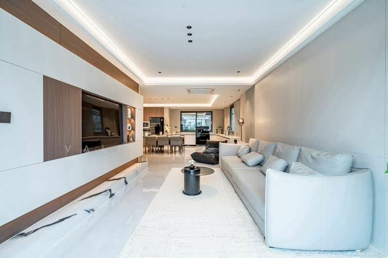 undefined, Chon Buri (Pattaya), Nong Pru, Bang Lamung (Pattaya), Chon Buri (Pattaya), 6 Bedrooms, 230 sqm, Single Detached House For Sale, by Valen Lokunpai , 500244382 - DDproperty.com