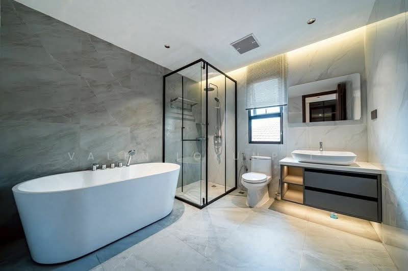 undefined, Chon Buri (Pattaya), Nong Pru, Bang Lamung (Pattaya), Chon Buri (Pattaya), 6 Bedrooms, 230 sqm, Single Detached House For Sale, by Valen Lokunpai , 500244382 - DDproperty.com