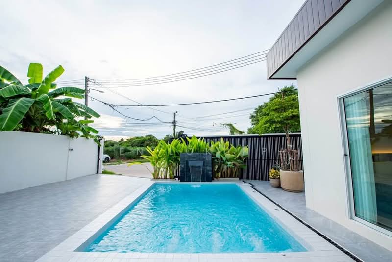 undefined, Chon Buri (Pattaya), Nong Pru, Bang Lamung (Pattaya), Chon Buri (Pattaya), 3 Bedrooms, 220 sqm, Single Detached House For Sale, by Valen Lokunpai , 500244396 - DDproperty.com