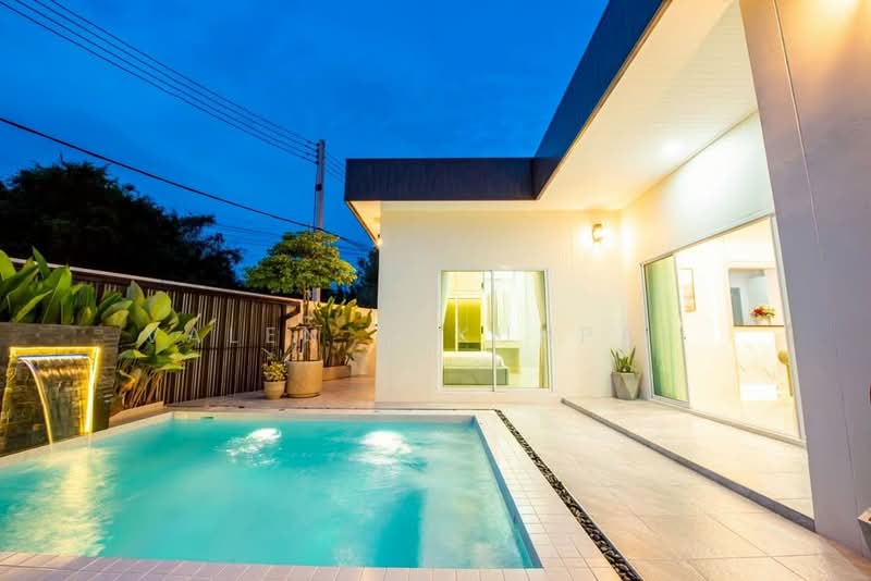 undefined, Chon Buri (Pattaya), Nong Pru, Bang Lamung (Pattaya), Chon Buri (Pattaya), 3 Bedrooms, 220 sqm, Single Detached House For Sale, by Valen Lokunpai , 500244396 - DDproperty.com