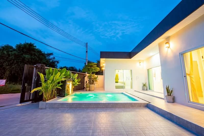 undefined, Chon Buri (Pattaya), Nong Pru, Bang Lamung (Pattaya), Chon Buri (Pattaya), 3 Bedrooms, 220 sqm, Single Detached House For Sale, by Valen Lokunpai , 500244396 - DDproperty.com