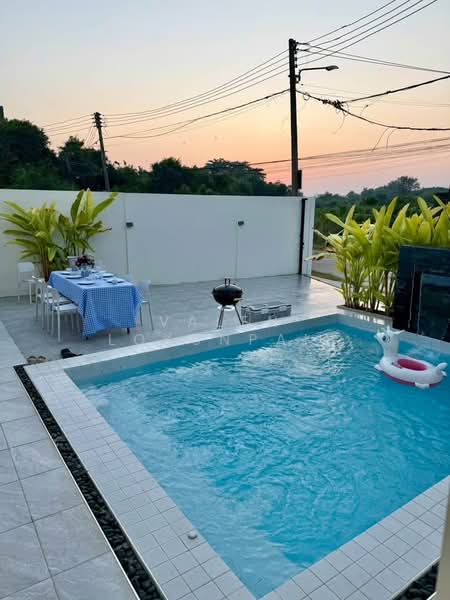 undefined, Chon Buri (Pattaya), Nong Pru, Bang Lamung (Pattaya), Chon Buri (Pattaya), 3 Bedrooms, 220 sqm, Single Detached House For Sale, by Valen Lokunpai , 500244396 - DDproperty.com