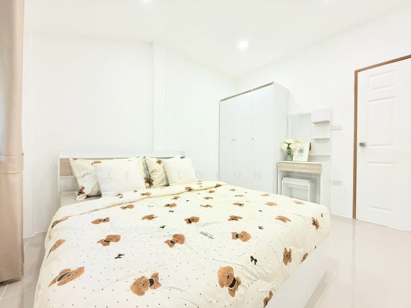 2-BR Townhouse, Chon Buri (Pattaya), Nong Pru, Bang Lamung (Pattaya), Chon Buri (Pattaya), 2 Bedrooms, 90 sqm, Townhouse For Sale, by Valen Lokunpai , 500244425 - DDproperty.com