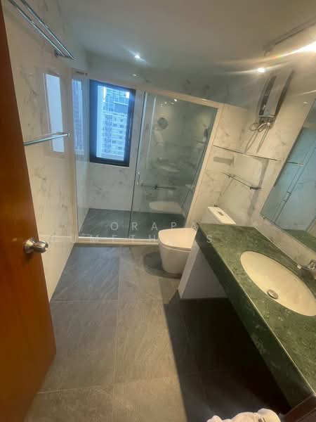 Regent on the Park 1, Bangkok, Soi Sukhumvit 26, Khong Tan, Khlong Toei, Bangkok, 3 Bedrooms, 250 sqm, Condo For Sale, by Orapa Sumetheesirisakul, 500244441 - DDproperty.com