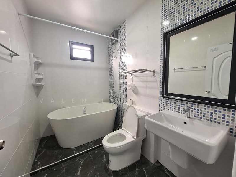 undefined, Chon Buri (Pattaya), Na Chom Thian, Sattahip, Chon Buri (Pattaya), 3 Bedrooms, 100 sqm, Single Detached House For Sale, by Valen Lokunpai , 500244443 - DDproperty.com