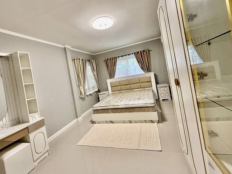 undefined, Chon Buri (Pattaya), Nong Pru, Bang Lamung (Pattaya), Chon Buri (Pattaya), 4 Bedrooms, 200 sqm, Villa For Sale, by Valen Lokunpai , 500244456 - DDproperty.com