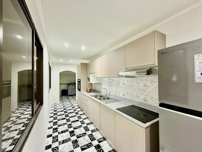 undefined, Chon Buri (Pattaya), Nong Pru, Bang Lamung (Pattaya), Chon Buri (Pattaya), 4 Bedrooms, 200 sqm, Villa For Sale, by Valen Lokunpai , 500244456 - DDproperty.com