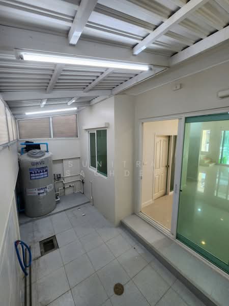 Baan Klang Muang S-Sense Rama 9-Ladprao : บ้านกลางเมือง เอสเซ้นส์ พระราม 9-ลาดพร้าว, กรุงเทพ, ซอยลาดพร้าว 84 ถนนลาดพร้าว, วังทองหลาง, วังทองหลาง, กรุงเทพ, 160 ตร.ม., ทาวน์เฮ้าส์ ให้เช่า, โดย Sunitra Sachdev, 500244459 - DDproperty.com