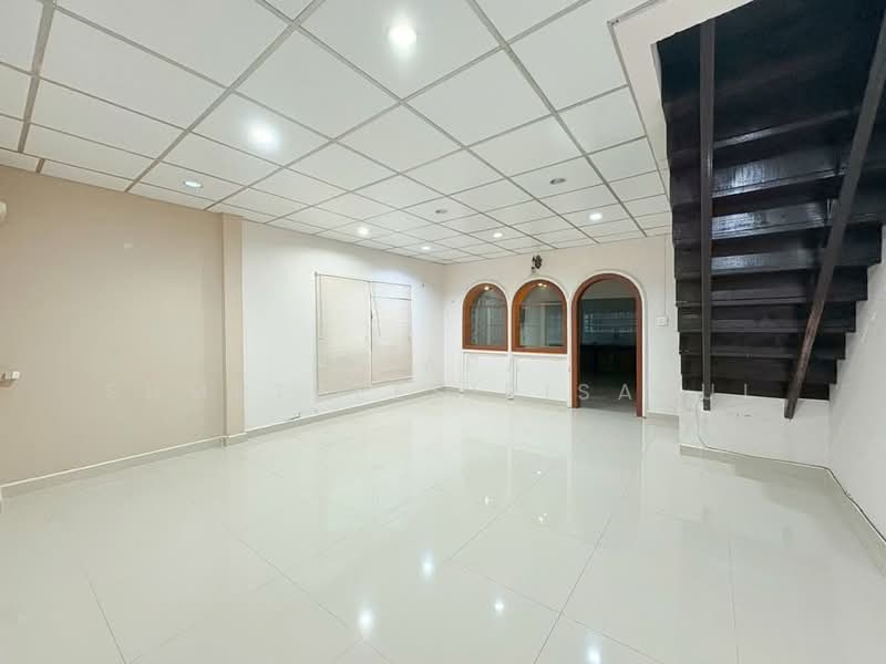 3-BR House, Bangkok, Lat Phrao, Lat Phrao, Bangkok, 3 Bedrooms, 204 sqm, Single Detached House For Sale, by Orapa Sumetheesirisakul, 500244470 - DDproperty.com