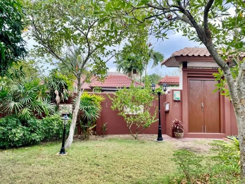 undefined, Chon Buri (Pattaya), Huai Yai, Bang Lamung (Pattaya), Chon Buri (Pattaya), 2 Bedrooms, 200 sqm, Single Detached House For Sale, by Valen Lokunpai , 500244482 - DDproperty.com