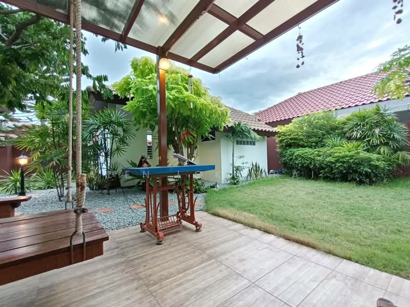 undefined, Chon Buri (Pattaya), Huai Yai, Bang Lamung (Pattaya), Chon Buri (Pattaya), 2 Bedrooms, 200 sqm, Single Detached House For Sale, by Valen Lokunpai , 500244482 - DDproperty.com