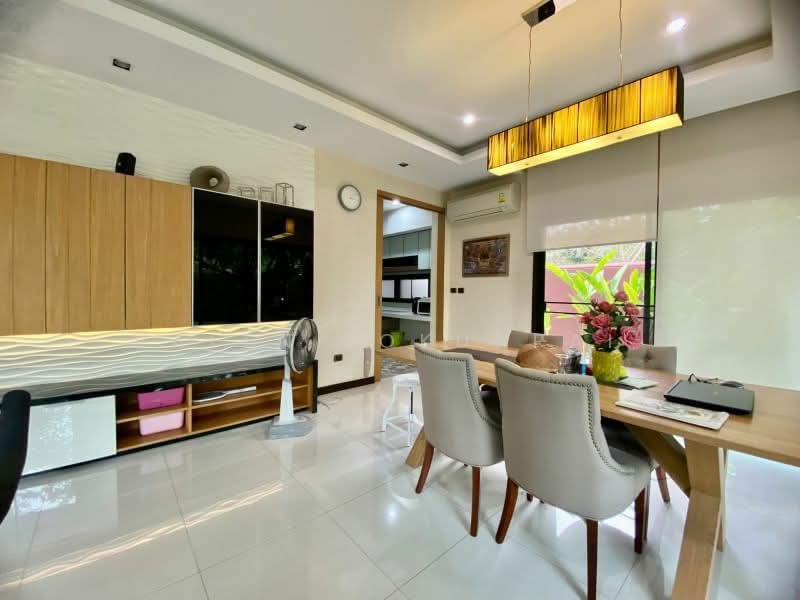 undefined, Chon Buri (Pattaya), Huai Yai, Bang Lamung (Pattaya), Chon Buri (Pattaya), 2 Bedrooms, 200 sqm, Single Detached House For Sale, by Valen Lokunpai , 500244482 - DDproperty.com