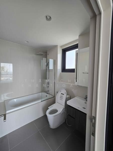 Oka Haus Sukhumvit 36, Bangkok, 3399 Rama 4 Road, Khong Tan, Khlong Toei, Bangkok, 2 Bedrooms, 50 sqm, Condo For Sale, by Thanachot Khantigamongun, 500244506 - DDproperty.com