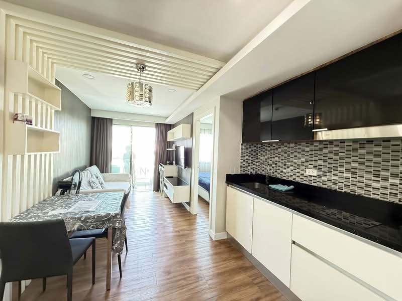 Dusit Grand Park : ดุสิตแกรนด์พาร์ค, ชลบุรี, 384/206 หมู่ 12 ถนนจอมเทียนสายหนึ่ง, บางละมุง, บางละมุง, ชลบุรี, 35 ตร.ม., คอนโด ขาย, โดย Valen Lokunpai , 500244528 - DDproperty.com