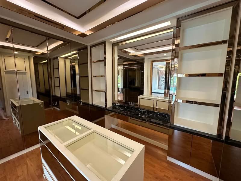 The Grand Pinklao, Bangkok, 594 Borommaratchachonnani Road, Sala Thammasop, Thawi Watthana, Bangkok, 3 Bedrooms, 400 sqm, Single Detached House For Rent, by คุณรวีวรรณ อู่เงิน, 500244564 - DDproperty.com