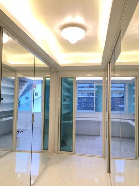 3-BR House, Bangkok, Din Daeng, Din Daeng, Bangkok, 3 Bedrooms, 224 sqm, Single Detached House For Sale, by Orapa Sumetheesirisakul, 500244567 - DDproperty.com