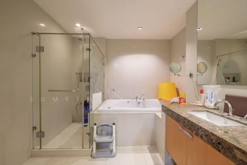 Athenee Residence, Bangkok, 65 Witthayu Road, Lumphini, Pathum Wan, Bangkok, 3 Bedrooms, 215 sqm, Condo For Sale, by Orapa Sumetheesirisakul, 500244595 - DDproperty.com