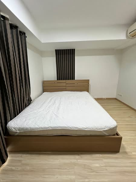 My Resort Bangkok, Bangkok, 1724 Petchaburi Road, Bang Kapi, Huai Khwang, Bangkok, 1 Bedroom, 43 sqm, Condo For Rent, by Juthabhorn Uppachit (Amy), 500244704 - DDproperty.com