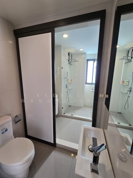 Rhythm Asoke, Bangkok, 299 Asoke - Dindaeng Road, Makkasan, Ratchathewi, Bangkok, 2 Bedrooms, 42 sqm, Condo For Sale, by Keerati Wangrujirakul, 500244762 - DDproperty.com