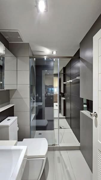 The Grand Jomtien Pattaya Beach : เดอะ แกรนด์ จอมเทียน พัทยา บีช, ชลบุรี, 555/1465 หมู่ที่ 12, หนองปรือ, บางละมุง, ชลบุรี, 29 ตร.ม., คอนโด ขาย, โดย ณัฐกฤตยา กีรติอัครกุล, 500244764 - DDproperty.com