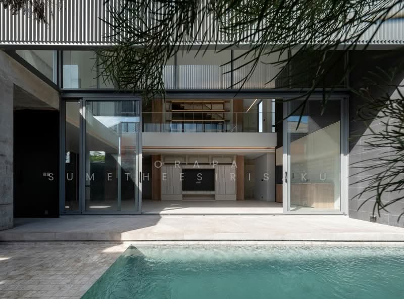 4-BR House, Bangkok, Khlong Tan Nua, Watthana, Bangkok, 4 Bedrooms, 587 sqm, Single Detached House For Sale, by Orapa Sumetheesirisakul, 500244766 - DDproperty.com