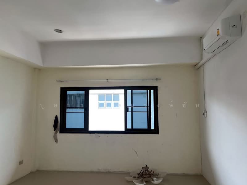 Sriwara Town in Town, Bangkok, Sriwara Road, Phlapphla, Wang Thonglang, Bangkok, 4 Bedrooms, 390 sqm, Townhouse For Rent, by บุษบา รัตนวงษ์ชัย, 500244796 - DDproperty.com