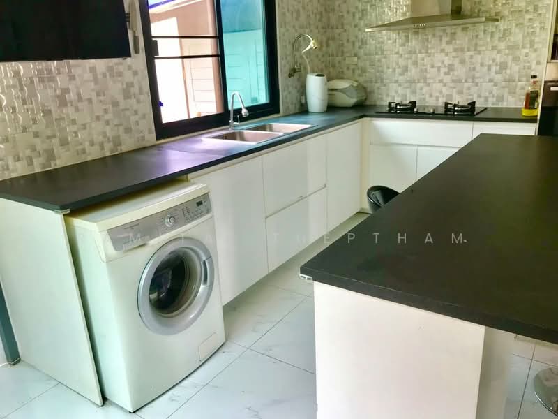 4-BR House, Bangkok, Bang Na Nuea, Bang Na, Bangkok, 4 Bedrooms, 230 sqm, Single Detached House For Rent, by Ramita  Theptham, 500244799 - DDproperty.com