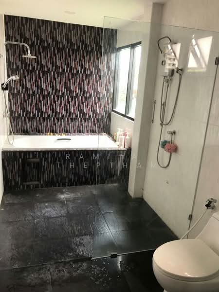 4-BR House, Bangkok, Bang Na Nuea, Bang Na, Bangkok, 4 Bedrooms, 230 sqm, Single Detached House For Rent, by Ramita  Theptham, 500244799 - DDproperty.com