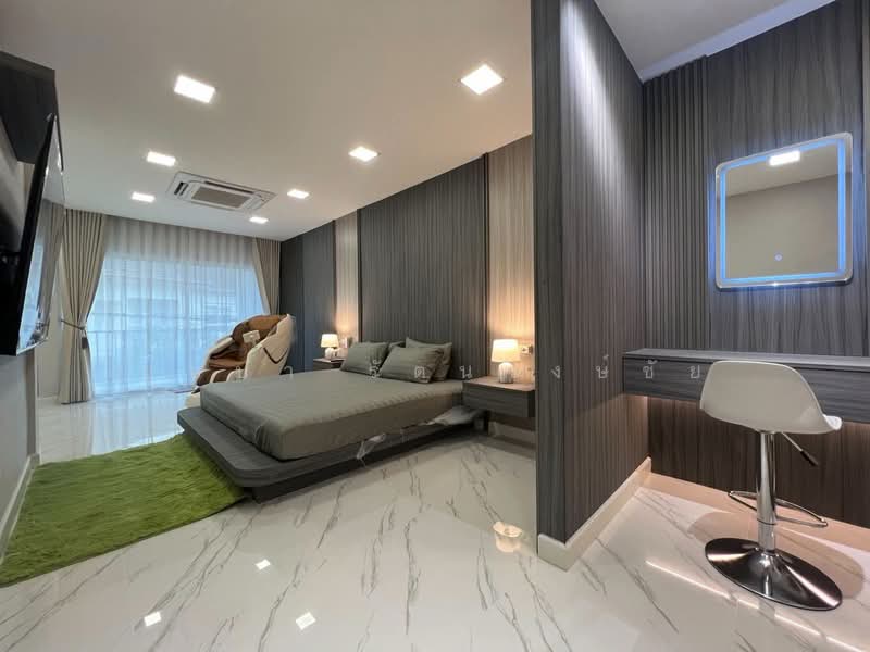 ทำเล MRT สุทธิสาร ซ.รัชดา 18 ให้เช่าทาวน์โฮมหลังใหญ่ หลังมุม ตกแต่งใหม่ สวย ครบครัน พร้อมอยู่ ทำเลดี, กรุงเทพ, รัชดาภิเษก, สามเสนนอก, ห้วยขวาง, กรุงเทพ, 300 ตร.ม., ทาวน์เฮ้าส์ ให้เช่า, โดย บุษบา รัตนวงษ์ชัย, 500244817 - DDproperty.com