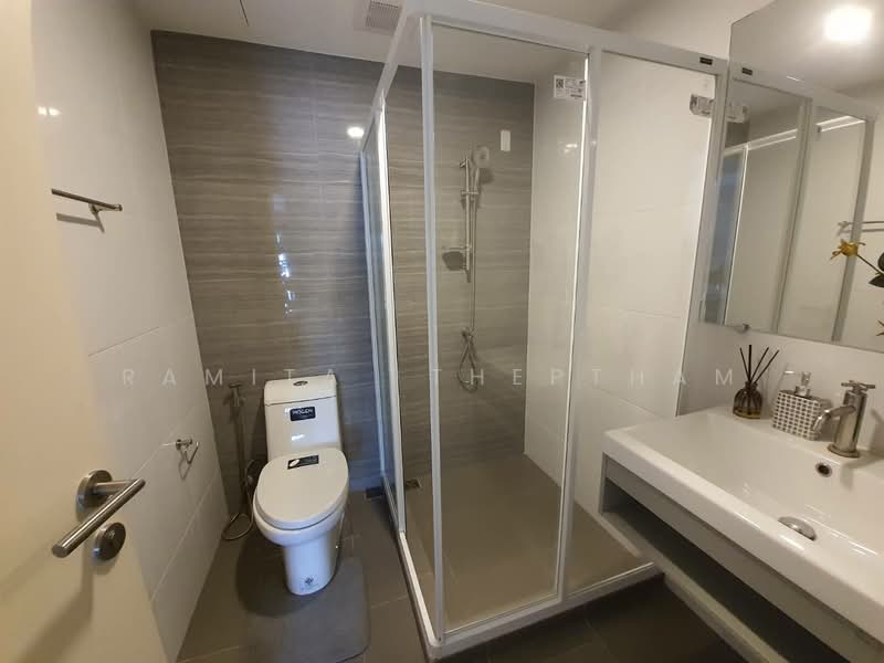 KnightsBridge Phaholyothin Interchange, Bangkok, Phahonyothin Road, Anusaowari, Bang Khen, Bangkok, 2 Bedrooms, 54 sqm, Condo For Rent, by Ramita  Theptham, 500244860 - DDproperty.com