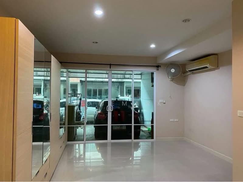The Plant Citi Nawamin, Bangkok, Nawamin Road, Khlong Kum, Bueng Kum, Bangkok, 3 Bedrooms, 142 sqm, Townhouse For Sale, by Homemark, 500244954 - DDproperty.com