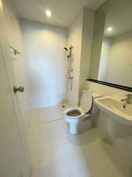 The Tree Interchange, Bangkok, Pracharat Sai 2 Road, Bang Sue, Bang Sue, Bangkok, 2 Bedrooms, 64 sqm, Condo For Rent, by Bencharong (Yok) Treerat-a-na-wat, 500244955 - DDproperty.com