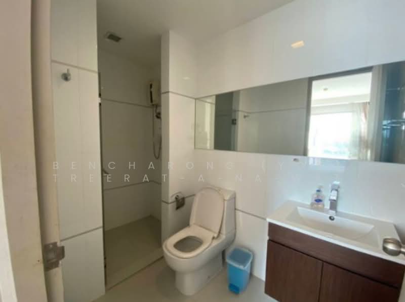 Thru Thonglor, Bangkok, Petchaburi Road, Bang Kapi, Huai Khwang, Bangkok, 2 Bedrooms, 56 sqm, Condo For Rent, by Bencharong (Yok) Treerat-a-na-wat, 500244959 - DDproperty.com