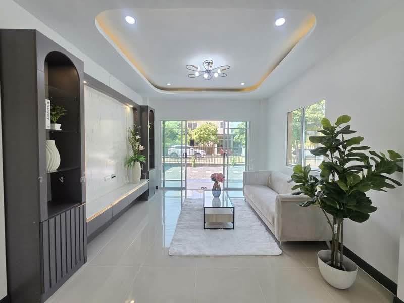 The Extenso 2, Bangkok, Prachasamran Road, Khlong Sibsong, Nong Chok, Bangkok, 4 Bedrooms, 250 sqm, Single Detached House For Sale, by นภัสศรณ์ วงศ์สินไทยกร (นันท์), 500244979 - DDproperty.com