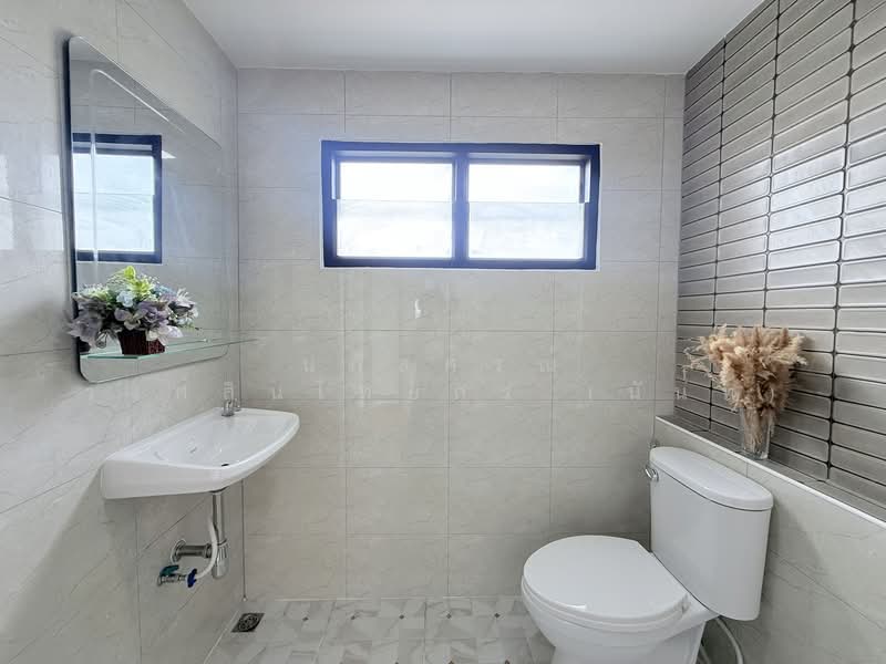 Praphawan Home Rom Klao 1, Bangkok, Suwinthawong Road, Saen Sab, Min Buri, Bangkok, 4 Bedrooms, 200 sqm, Single Detached House For Sale, by นภัสศรณ์ วงศ์สินไทยกร (นันท์), 500244986 - DDproperty.com