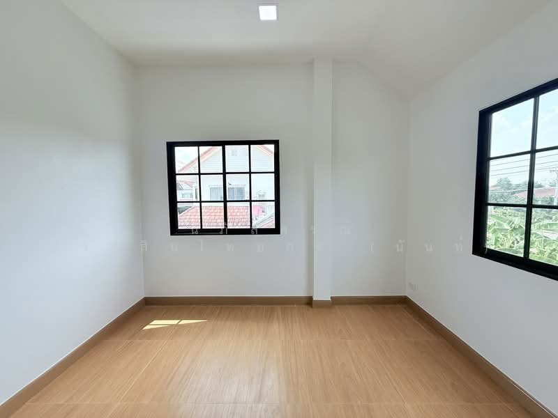 Praphawan Home Rom Klao 1 : ประภาวรรณโฮม ร่มเกล้า 1, กรุงเทพ, ถนนสุวินทวงศ์, แสนแสบ, มีนบุรี, กรุงเทพ, 200 ตร.ม., บ้านเดี่ยว ขาย, โดย นภัสศรณ์ วงศ์สินไทยกร (นันท์), 500244986 - DDproperty.com