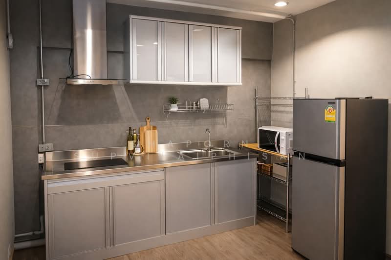 Pathumwan Place condominium, Bangkok, 1 Rama 1, Wang Mai, Pathum Wan, Bangkok, 3 Bedrooms, 90 sqm, Condo For Rent, by Shaporn Supvilaiphisan, 500245010 - DDproperty.com