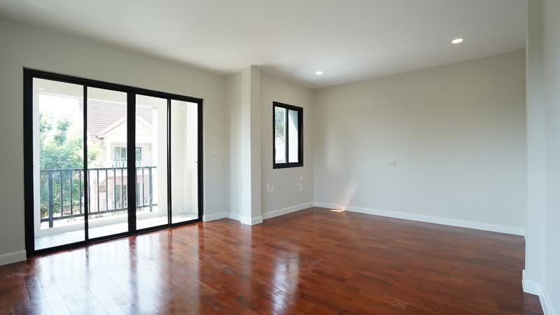 Laddarom Pinklao-Kanchanapisek : ลัดดารมย์ ปิ่นเกล้า-กาญจนาภิเษก, นนทบุรี, ถนนกาญจนาภิเษก, บางม่วง, บางใหญ่, นนทบุรี, 234 ตร.ม., บ้านเดี่ยว ขาย, โดย โบว์, 500245015 - DDproperty.com