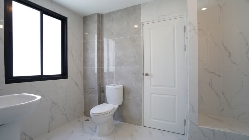 Laddarom Pinklao-Kanchanapisek : ลัดดารมย์ ปิ่นเกล้า-กาญจนาภิเษก, นนทบุรี, ถนนกาญจนาภิเษก, บางม่วง, บางใหญ่, นนทบุรี, 234 ตร.ม., บ้านเดี่ยว ขาย, โดย โบว์, 500245015 - DDproperty.com