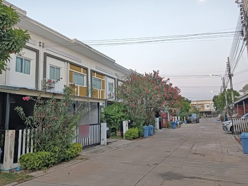 ลลิลทาวน์ ไลโอ บลิสซ์ เทพารักษ์ - บางบ่อ Lalin Town Lio BLISS Theparak - Bangbo, สมุทรปราการ, ถนนบางบ่อ–คลองด่าน, บางเพรียง, บางบ่อ, สมุทรปราการ, 100 ตร.ม., ทาวน์เฮ้าส์ ขาย, โดย The Best Property ตาล, 500245017 - DDproperty.com